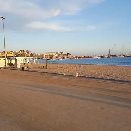 Marina Park, House Fragata Daire